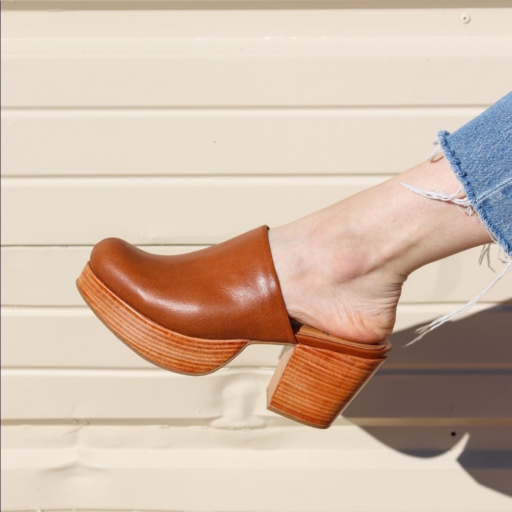 Fortress of Inca Shoes Ava Clog